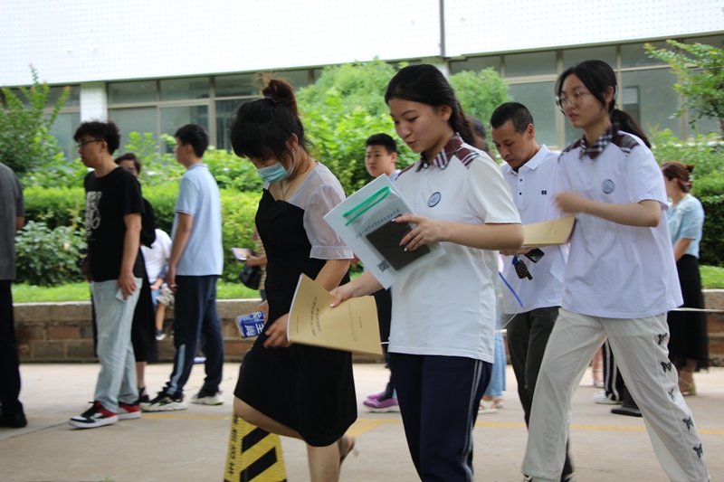滿(mǎn)載而歸照.jpg